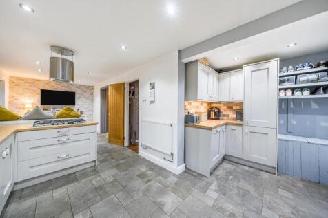 9 Azalea Close, Lutterworth