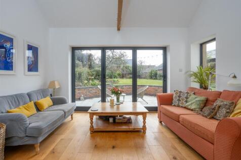 Old Hall Farm, Leire