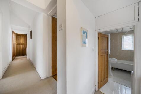 Old Hall Farm, Leire