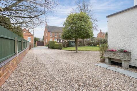 Old Hall Farm, Leire