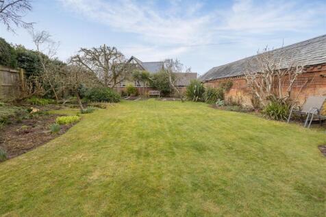 Old Hall Farm, Leire