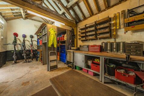 Old Hall Farm, Leire