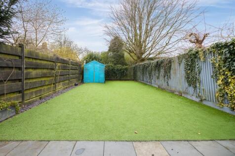 5 New Street. Lutterworth