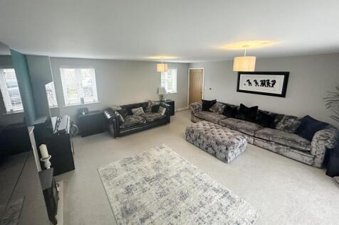22 Mill Field Close