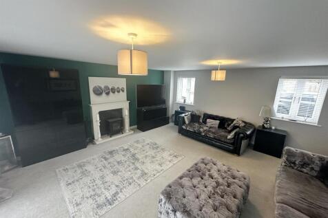 22 Mill Field Close