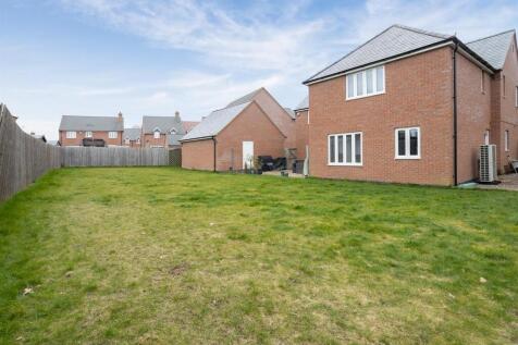 22 Mill Field Close
