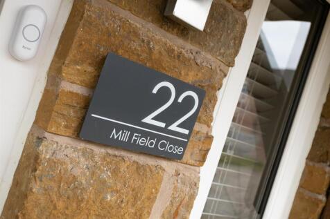 22 Mill Field Close