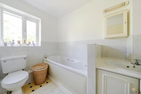 2 Burton Close, Lutterworth