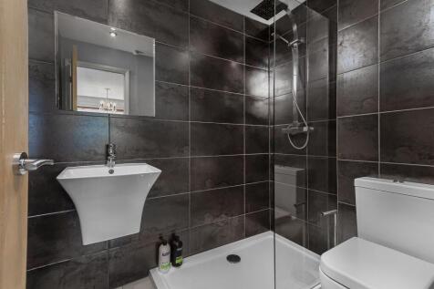 9 Chapel Fields, Swinford