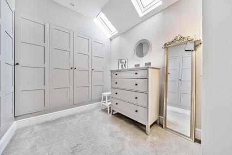52 Six Acres, Broughton Astley