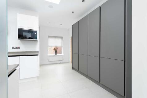 3 Marlborough Place