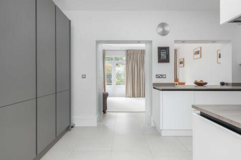 3 Marlborough Place