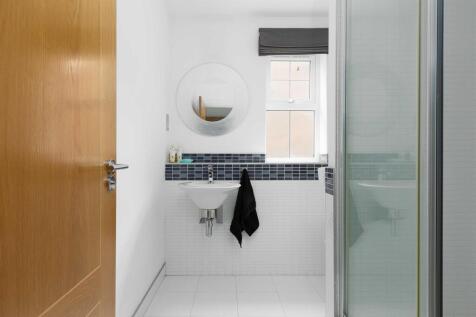 3 Marlborough Place