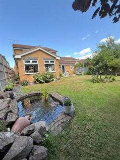 33 Cunningham Drive