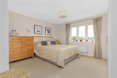 4 Buttercup Close, Lutterworth (28).jpg