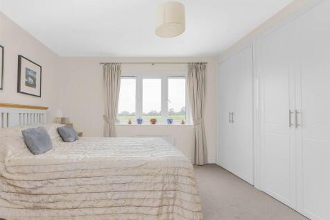 4 Buttercup Close, Lutterworth (31).jpg