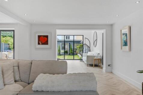 60 Harecroft Crescent, Sapcote