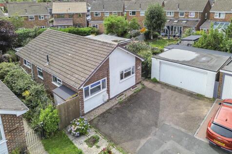 10 Beech Avenue, Lutterworth