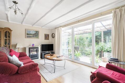 10 Beech Avenue, Lutterworth