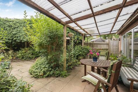 10 Beech Avenue, Lutterworth