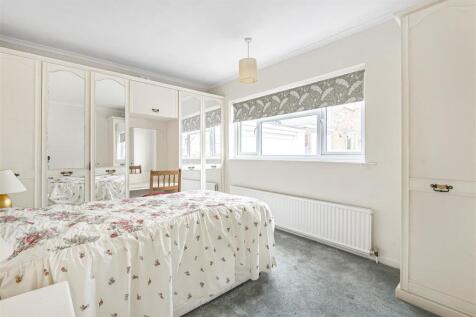 10 Beech Avenue, Lutterworth