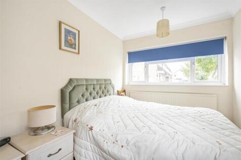 10 Beech Avenue, Lutterworth
