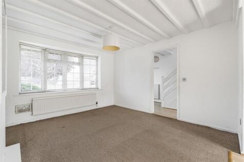 18 Boundary Road, Lutterworth (15).jpg