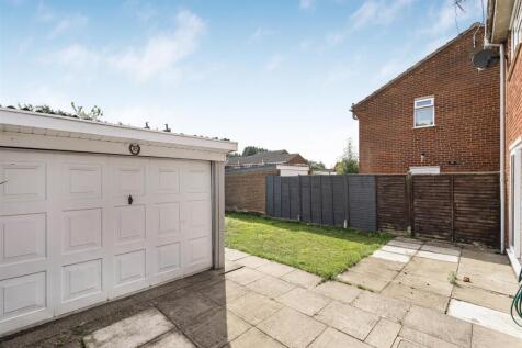 18 Boundary Road, Lutterworth (22).jpg