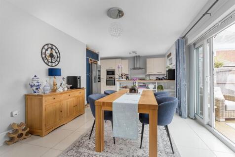 11 Jubilee Way, Countesthorpe (45).JPG