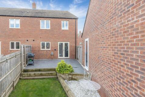 29 Blakenhall Drive