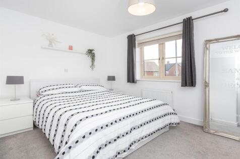 29 Blakenhall Drive