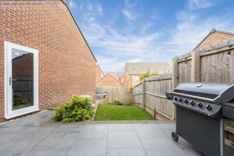 29 Blakenhall Drive