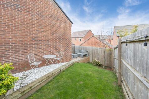 29 Blakenhall Drive