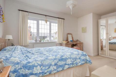 5 Yeomans Keep, Bitteswell