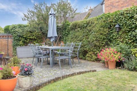 5 Yeomans Keep, Bitteswell