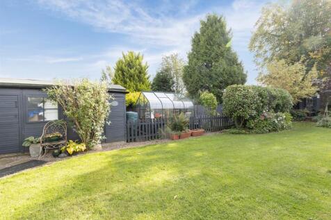 104 Lutterworth Road