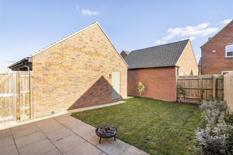 5 Ridge Way