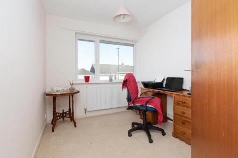 15 St Margarets Drive, Leire