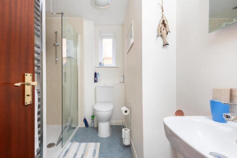 15 St Margarets Drive, Leire