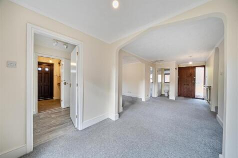 1 Manor Close, Claybrooke Magna