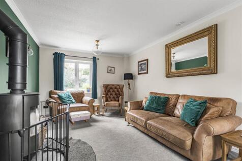 30 Elmcroft Avenue, North Kilworth (15).JPG