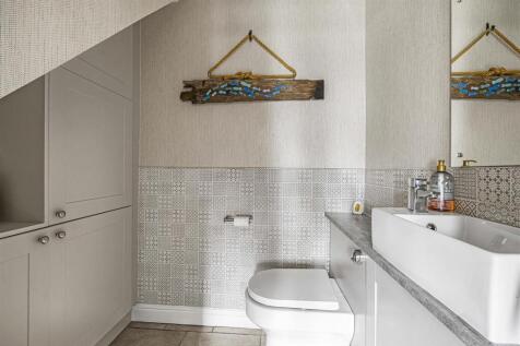 30 Elmcroft Avenue, North Kilworth