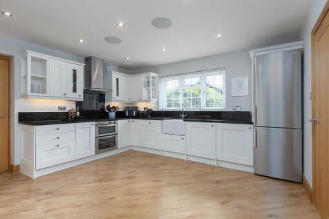 Tanglewood, 16 Fir Tree Lane