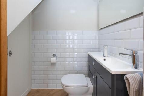 Tanglewood, 16 Fir Tree Lane