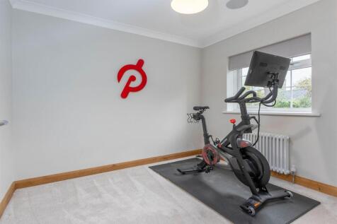 Tanglewood, 16 Fir Tree Lane