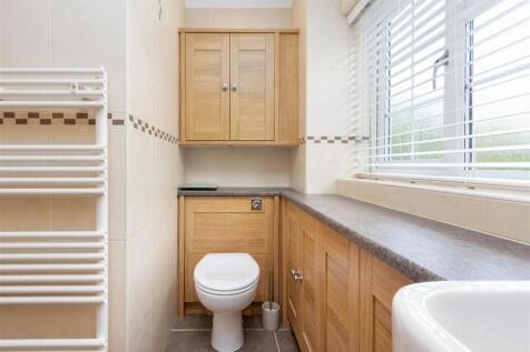 Tanglewood, 16 Fir Tree Lane