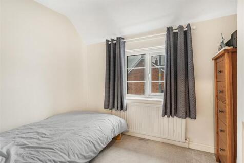 26 Lutterworth Road (19).jpg