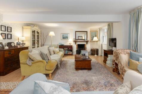 White Swan, 49 High Street (21).jpg