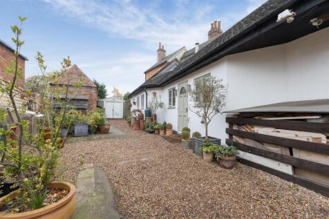 White Swan, 49 High Street (7).jpg