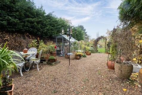 White Swan, 49 High Street (11).jpg